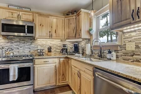 Cabin~Views~Heart Of Town~W&D~Fireplace~Kitchen Уудланд Парк Екстериор снимка