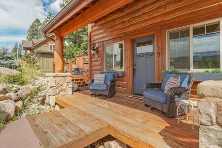 Cabin~Views~Heart Of Town~W&D~Fireplace~Kitchen Уудланд Парк Екстериор снимка